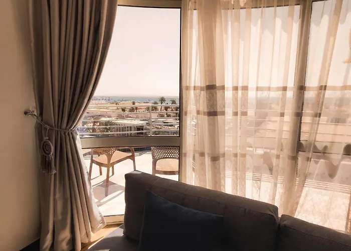 Beachfront Princess - By Leisureland Hurghada